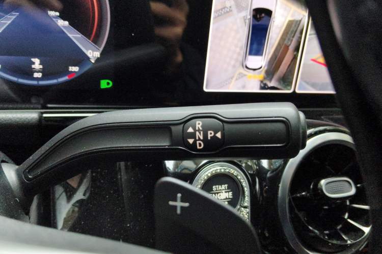 Used Mercedes-Benz B-Class 2020 B 200 Sport Edition Gear Lever