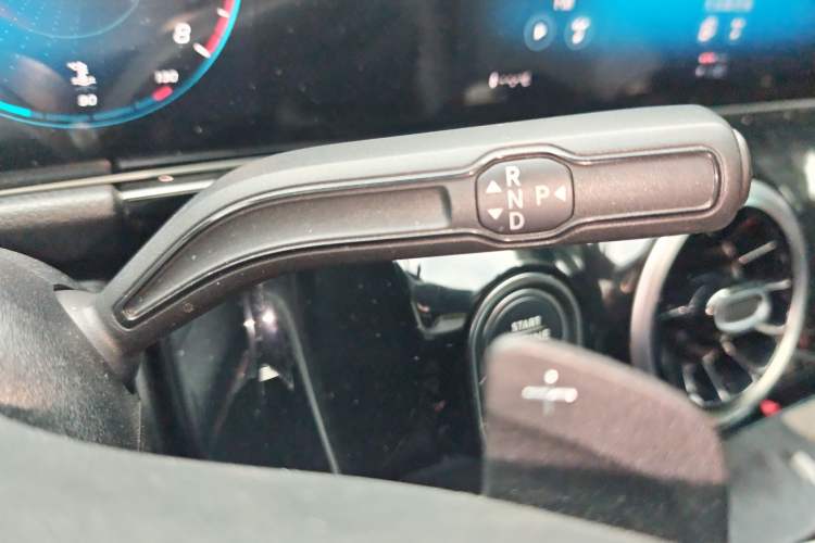 Used Mercedes-Benz B-Class 2020 B 200 Sport Edition Gear Lever