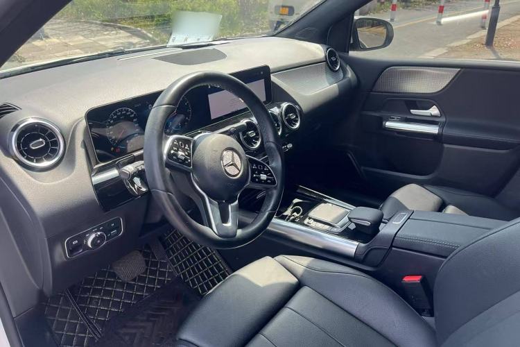 Used Mercedes-Benz B-Class 2020 B 200 Fashion Model Interior 1