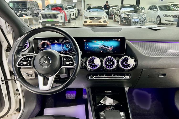 Used Mercedes-Benz B-Class 2020 B 180 Interior 2