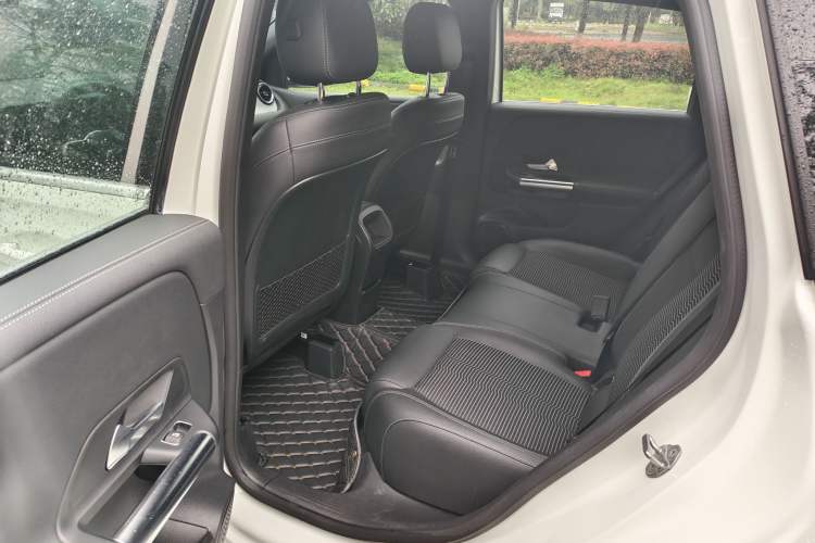 Used Mercedes-Benz B-Class 2020 B 180 Interior 2