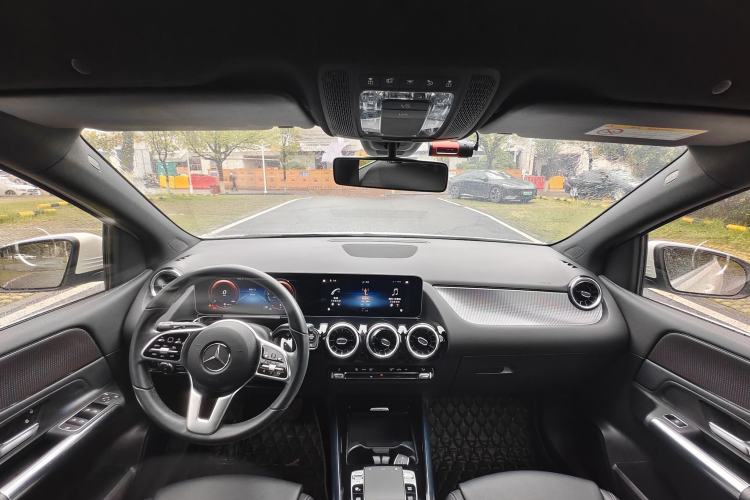 Used Mercedes-Benz B-Class 2020 B 180 Interior 3