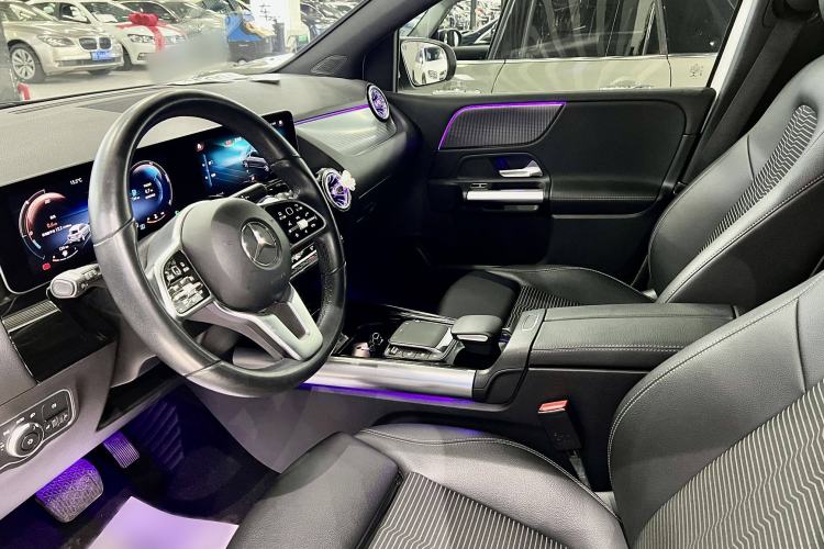 Used Mercedes-Benz B-Class 2020 B 180 Interior 4