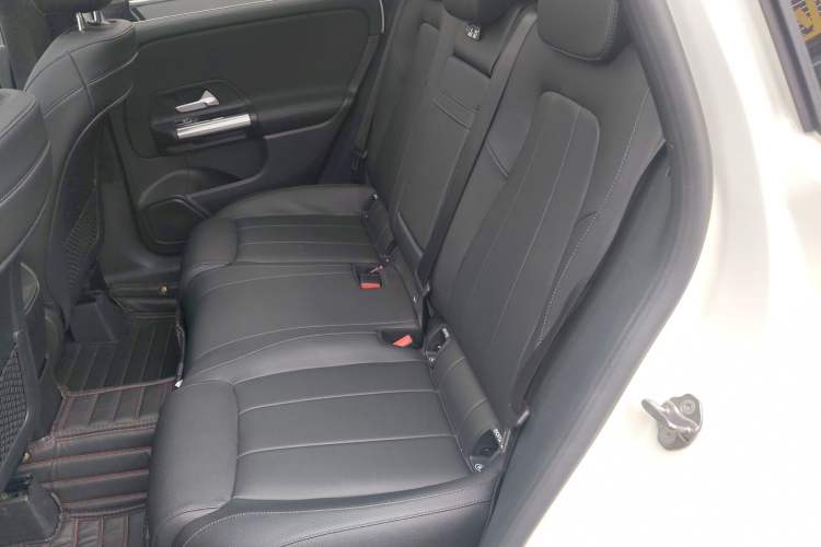 Used Mercedes-Benz B-Class 2020 B 200 Fashion Model Interior 4