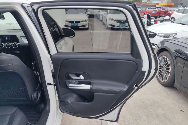 Used Mercedes-Benz B-Class 2020 B 200 Fashion Model Interior 6