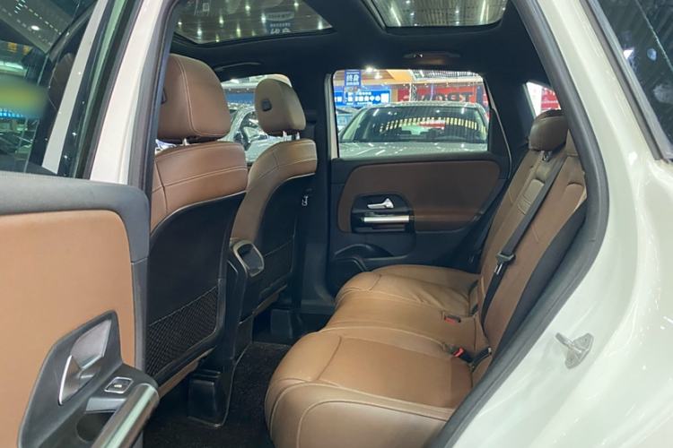Used Mercedes-Benz B-Class 2020 B 200 Sport Edition Interior 6