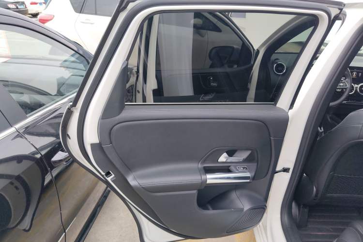Used Mercedes-Benz B-Class 2020 B 200 Fashion Model Interior 8