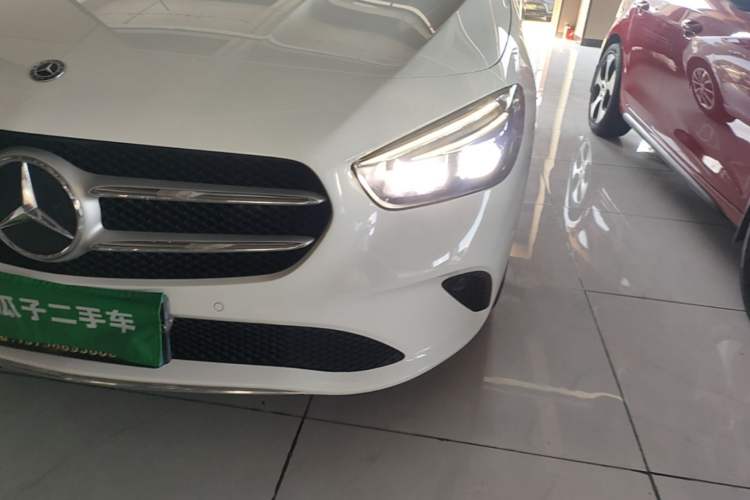 Used Mercedes-Benz B-Class 2020 B 200 Fashion Model Left Front Headlight