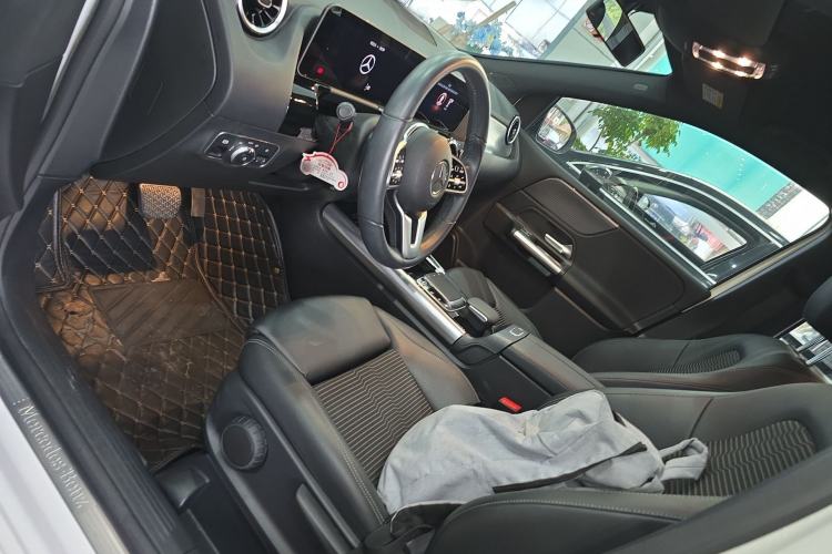 Used Mercedes-Benz B-Class 2020 B 180 Left Front Seat