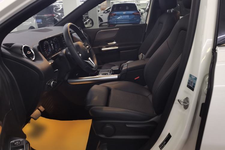 Used Mercedes-Benz B-Class 2020 B 200 Sport Edition Left Front Seat