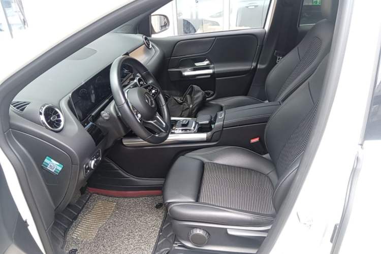 Used Mercedes-Benz B-Class 2020 B 180 Left Front Seat