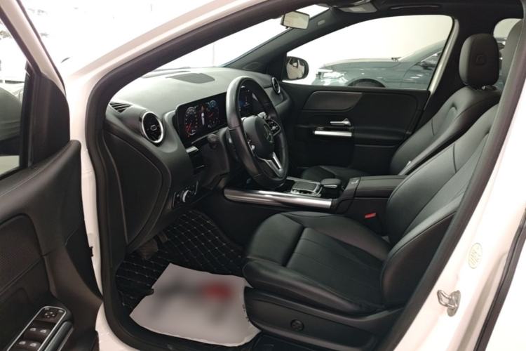 Used Mercedes-Benz B-Class 2020 B 200 Fashion Model Left Front Seat
