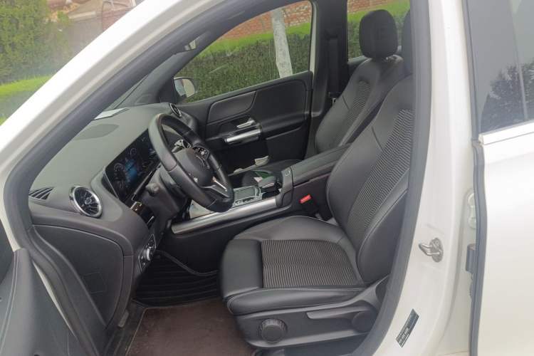 Used Mercedes-Benz B-Class 2020 B 180 Left Front Seat