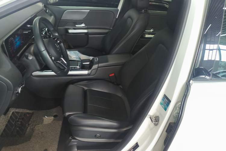 Used Mercedes-Benz B-Class 2020 B 200 Sport Edition Left Front Seat