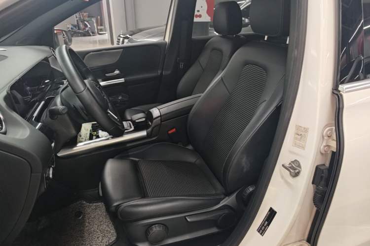 Used Mercedes-Benz B-Class 2020 B 180 Left Front Seat