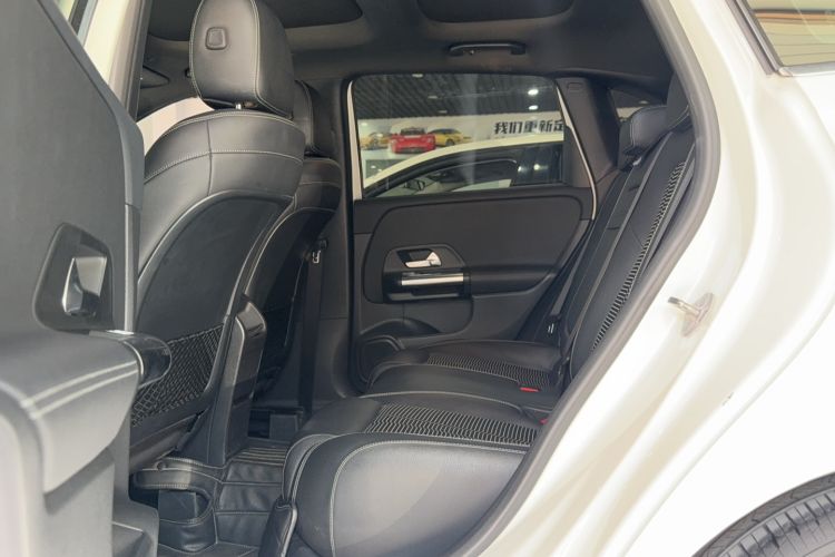 Used Mercedes-Benz B-Class 2020 B 200 Sport Edition Left Rear Seat