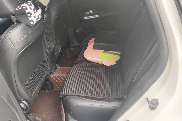 Used Mercedes-Benz B-Class 2020 B 200 Sport Edition Left Rear Seat