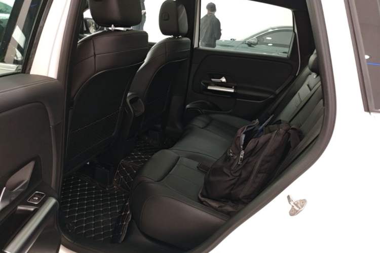 Used Mercedes-Benz B-Class 2020 B 200 Fashion Model Left Rear Seat