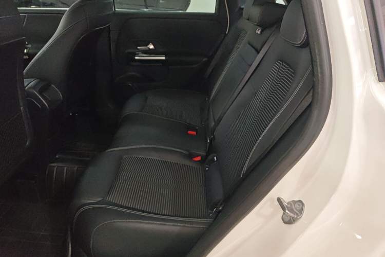 Used Mercedes-Benz B-Class 2020 B 200 Sport Edition Left Rear Seat