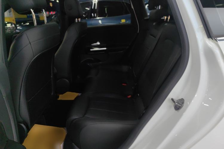 Used Mercedes-Benz B-Class 2020 B 200 Fashion Model Left Rear Seat