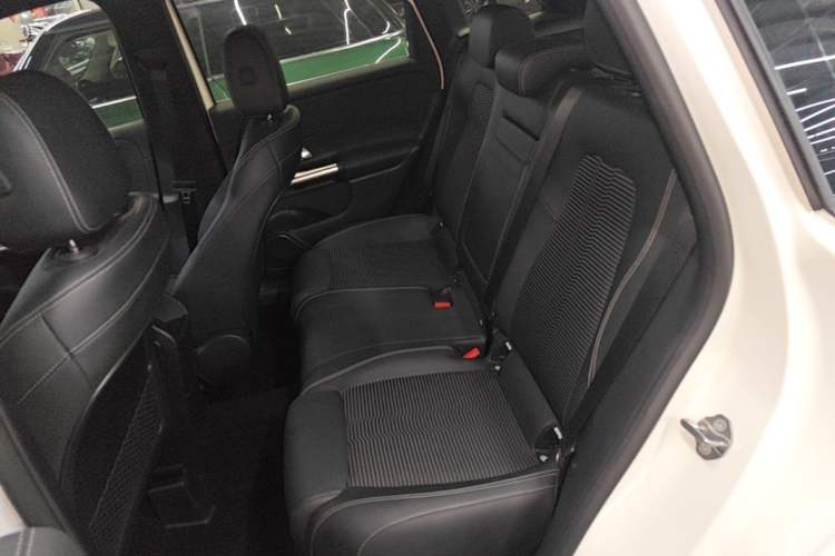 Used Mercedes-Benz B-Class 2020 B 180 Left Rear Seat