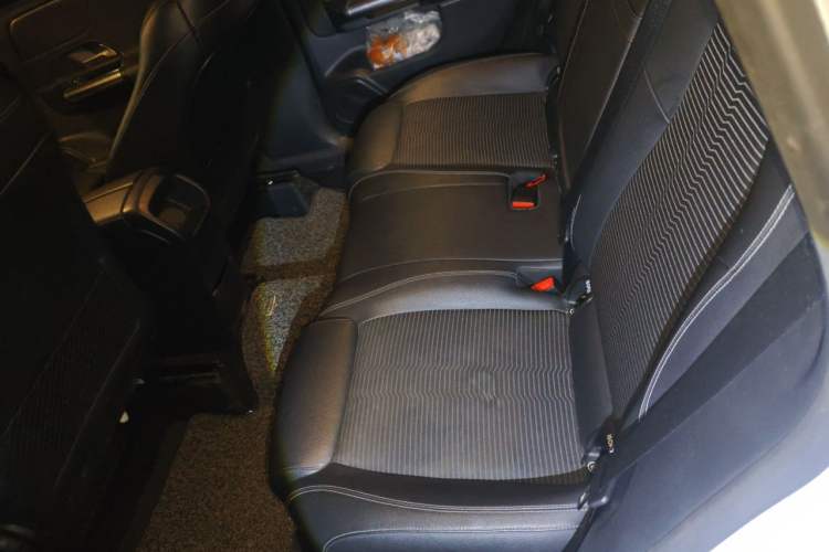 Used Mercedes-Benz B-Class 2020 B 180 Left Rear Seat