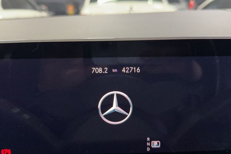Used Mercedes-Benz B-Class 2020 B 180 Odometer Close Up