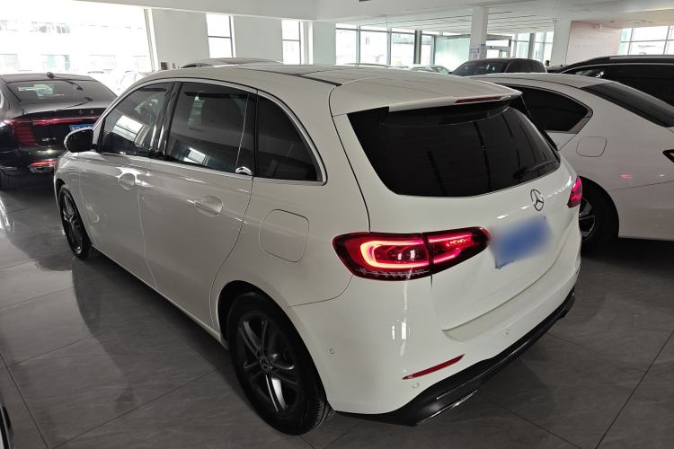 Used Mercedes-Benz B-Class 2020 B 200 Sport Edition Rear Left 45 Deg