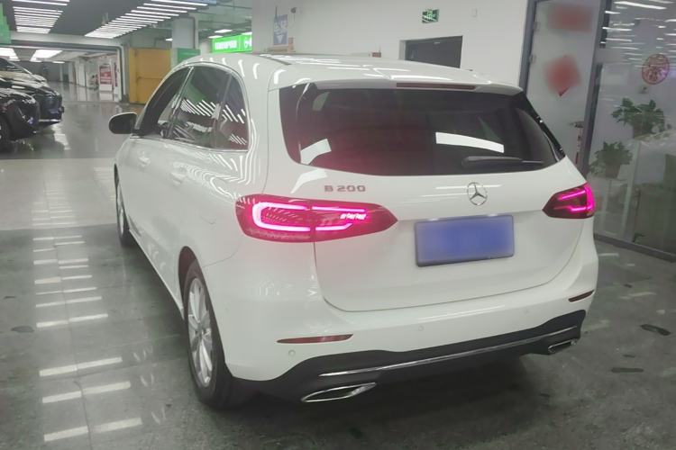 Used Mercedes-Benz B-Class 2020 B 200 Fashion Model Rear Left 45 Deg