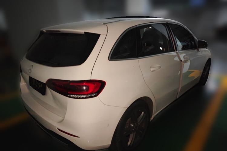 Used Mercedes-Benz B-Class 2020 B 200 Sport Edition Rear Right 45 Deg