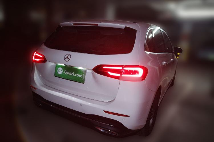 Used Mercedes-Benz B-Class 2020 B 200 Sport Edition Rear Right 45 Deg