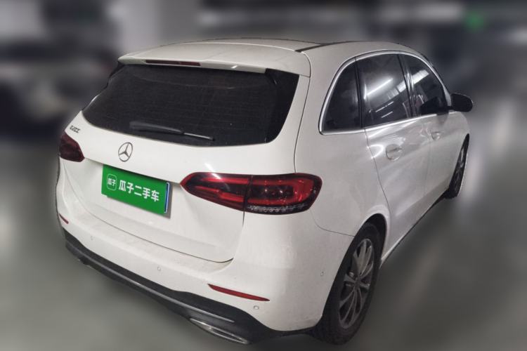 Used Mercedes-Benz B-Class 2020 B 200 Fashion Model Rear Right 45 Deg