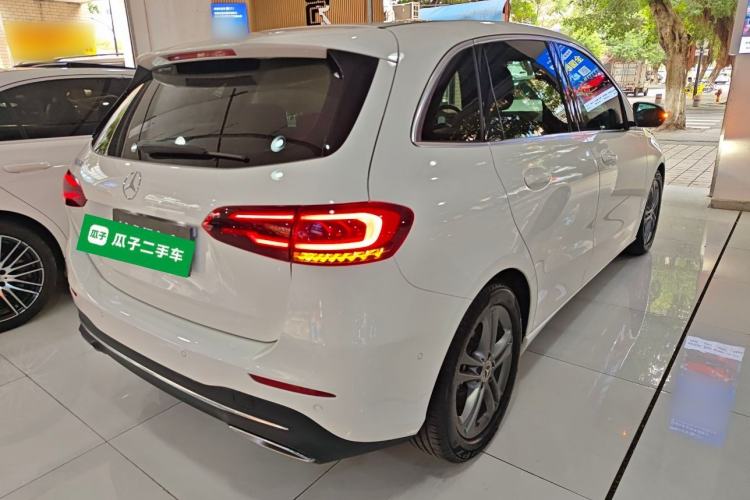 Used Mercedes-Benz B-Class 2020 B 200 Sport Edition Rear Right 45 Deg