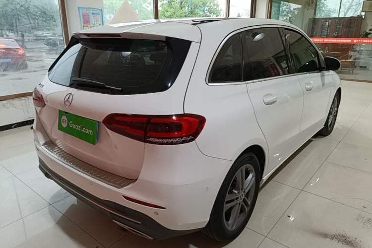 Used Mercedes-Benz B-Class 2020 B 200 Sport Edition Rear Right 45 Deg