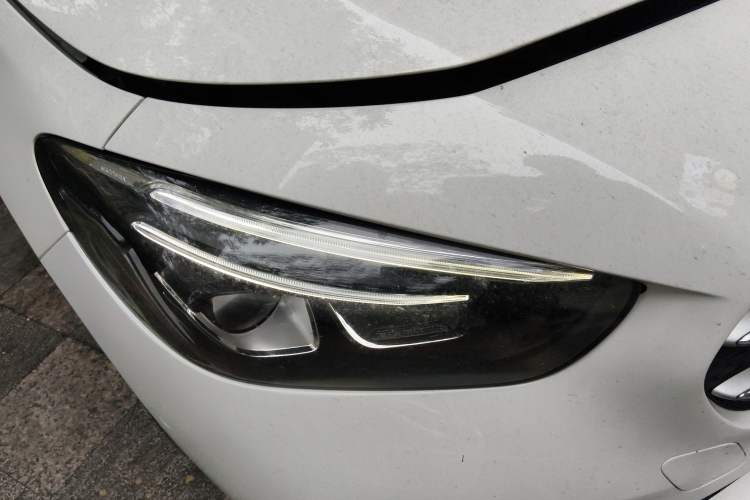 Used Mercedes-Benz B-Class 2020 B 200 Sport Edition Right Front Headlight
