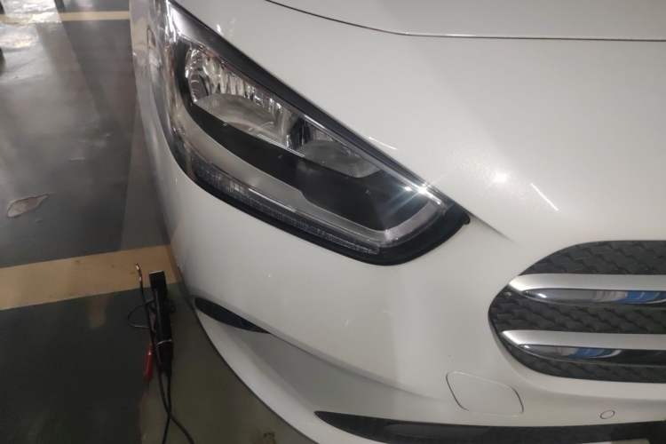 Used Mercedes-Benz B-Class 2020 B 180 Right Front Headlight