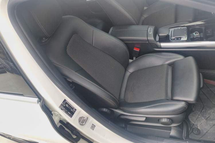 Used Mercedes-Benz B-Class 2020 B 180 Right Front Seat