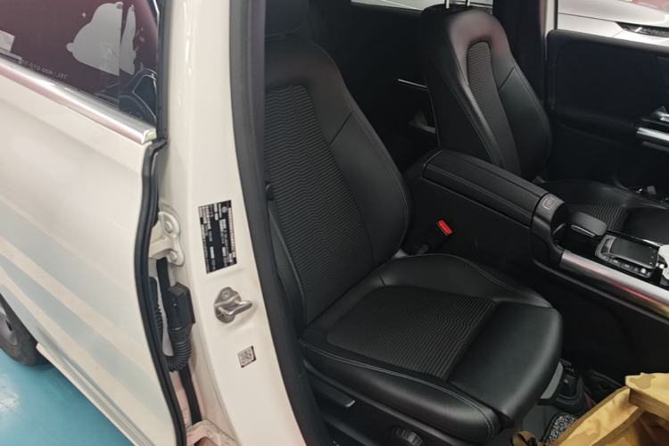 Used Mercedes-Benz B-Class 2020 B 180 Right Front Seat