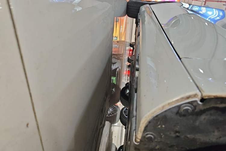 Used Mercedes-Benz B-Class 2020 B 200 Sport Edition Right Side Sill