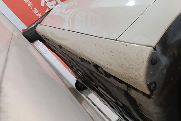 Used Mercedes-Benz B-Class 2020 B 200 Sport Edition Right Side Sill