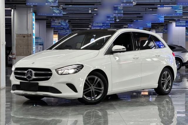 Mercedes-Benz B-Class 2020 B 200 Sport Edition usado