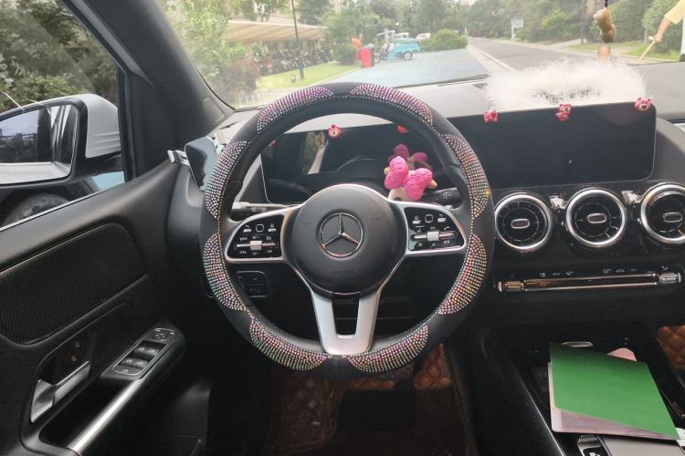 Used Mercedes-Benz B-Class 2020 B 200 Sport Edition Steering Wheel