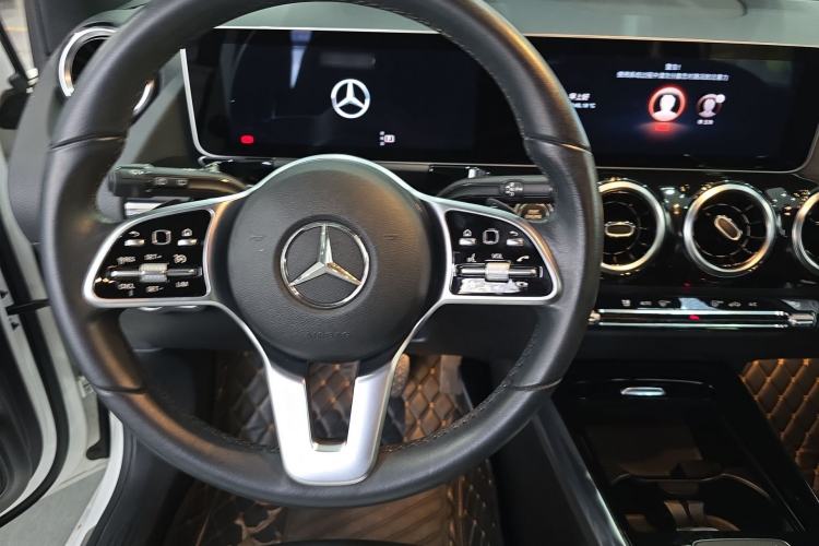 Used Mercedes-Benz B-Class 2020 B 180 Steering Wheel