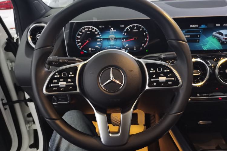 Used Mercedes-Benz B-Class 2020 B 200 Sport Edition Steering Wheel