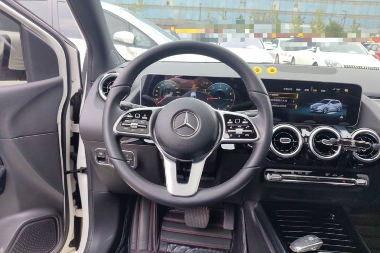 Used Mercedes-Benz B-Class 2020 B 200 Fashion Model Steering Wheel