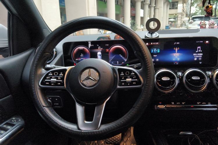 Used Mercedes-Benz B-Class 2020 B 200 Sport Edition Steering Wheel