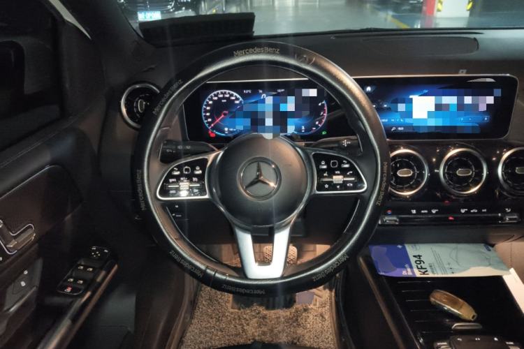 Used Mercedes-Benz B-Class 2020 B 200 Fashion Model Steering Wheel