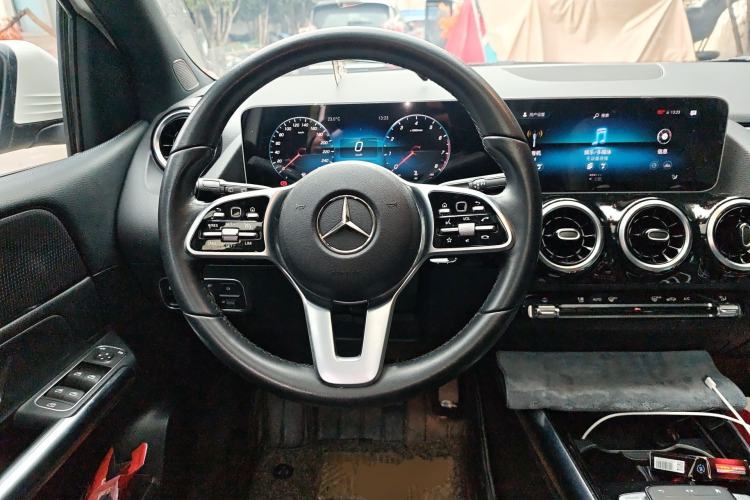 Used Mercedes-Benz B-Class 2020 B 200 Sport Edition Steering Wheel