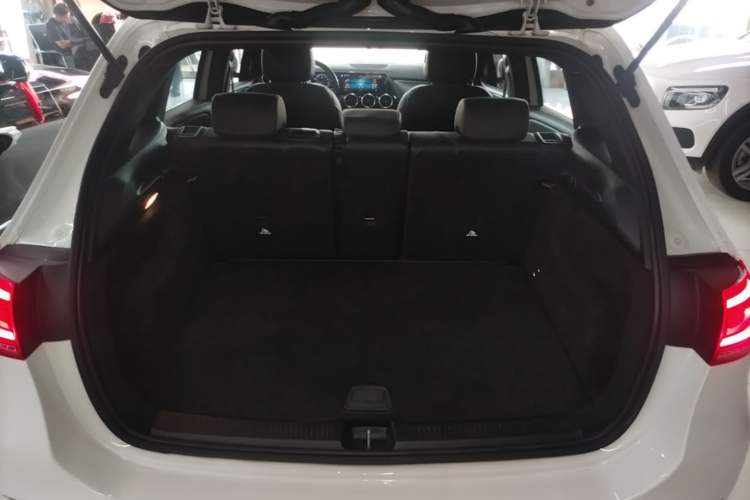 Used Mercedes-Benz B-Class 2020 B 200 Sport Edition Trunk