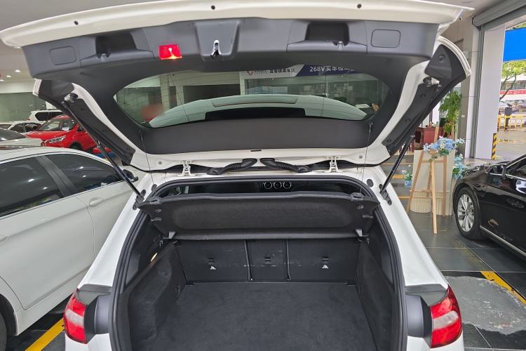Used Mercedes-Benz B-Class 2020 B 180 Trunk